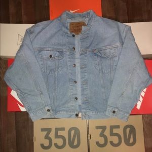 Denim Levis jacket Size: XL